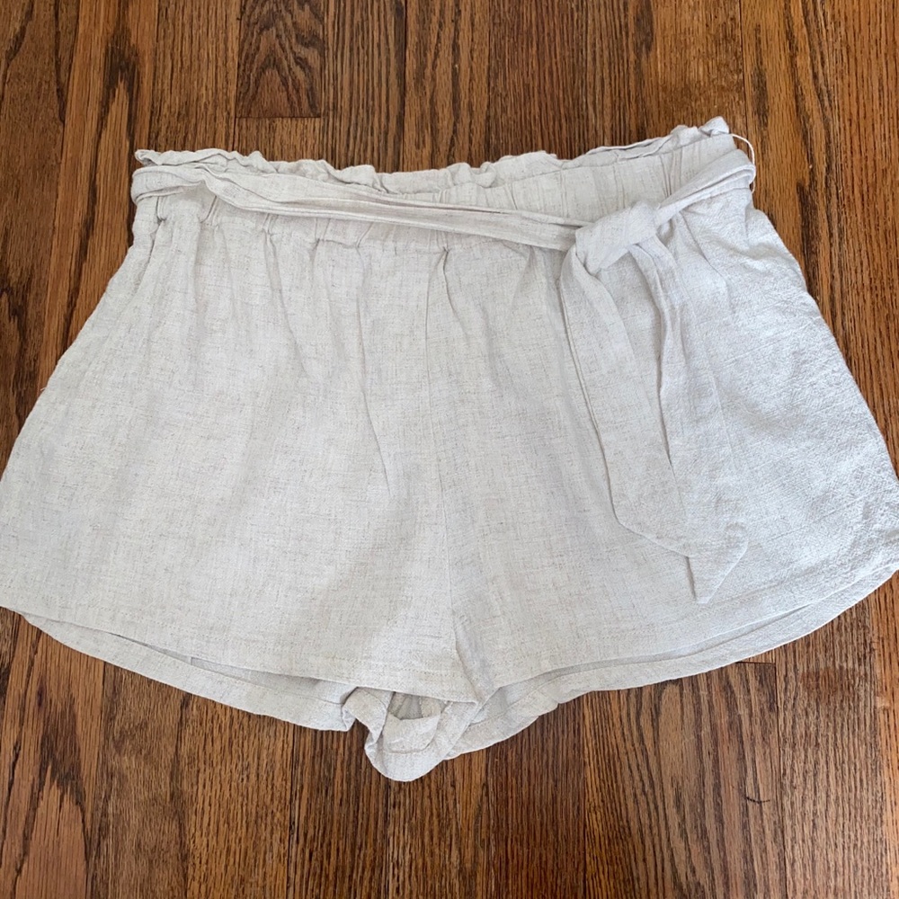 august winds flowy shorts